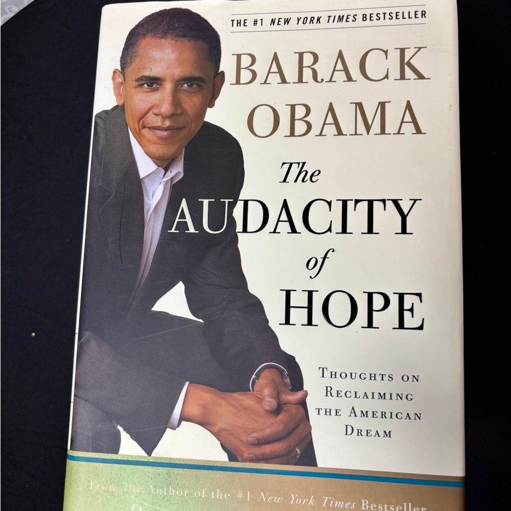 Obama Memoir Book Bundle | Becoming + Audacity of Hope | Michelle & Barack - Picture 3 of 4